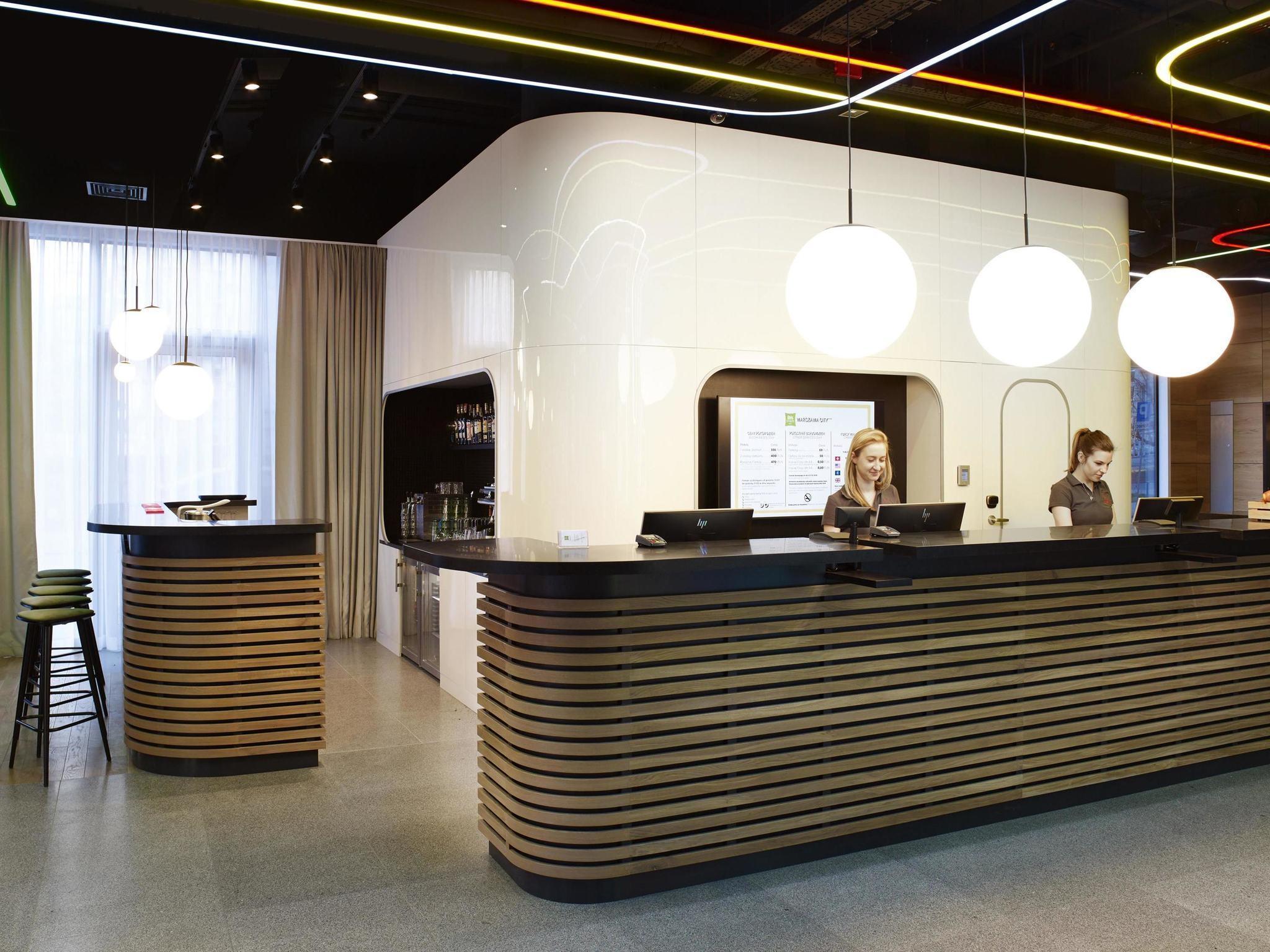 Ibis Styles Warszawa City Екстер'єр фото